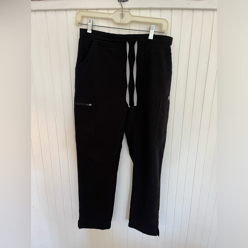 Figs Black Ankle Scrub Pants